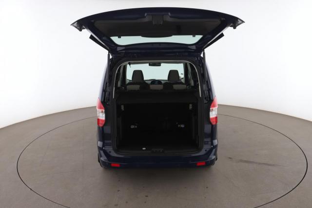 Ford Tourneo image 9