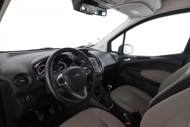 Ford Tourneo image 8