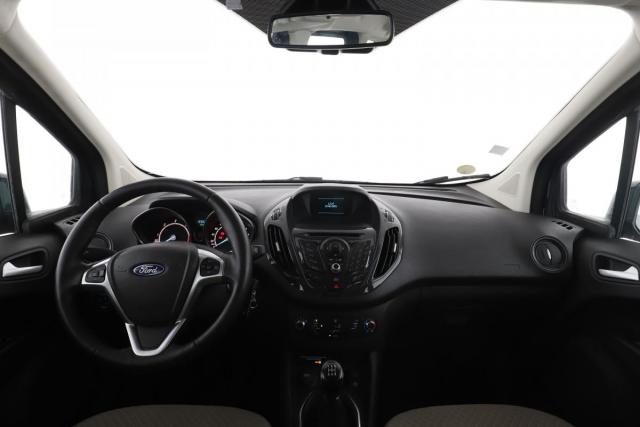 Ford Tourneo image 6