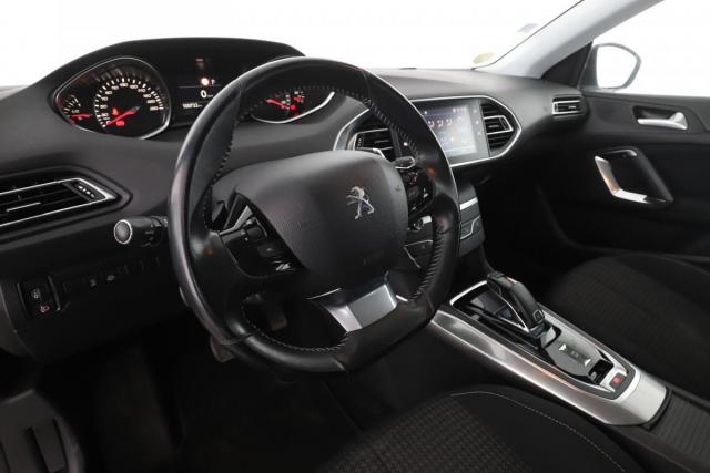 Peugeot 308 image 6