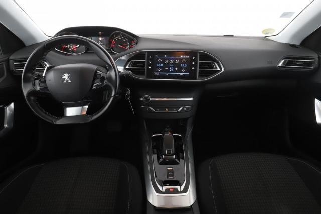 Peugeot 308 image 9