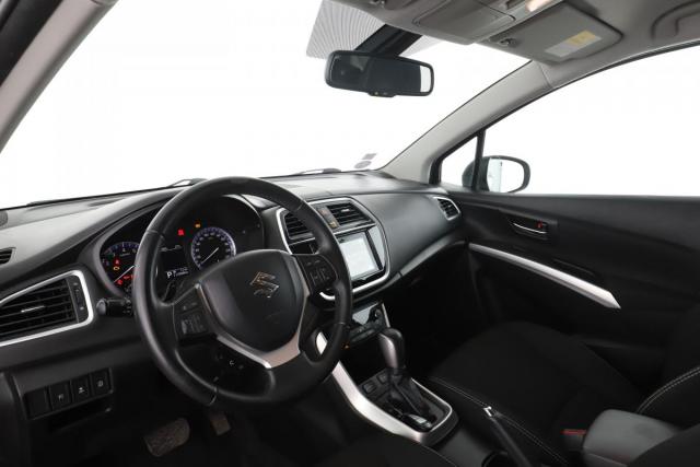 Suzuki Sx4 S-Cross image 8