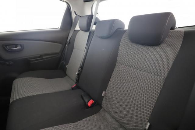 Toyota Yaris image 9