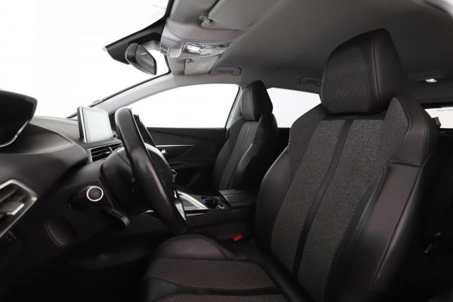 Peugeot 3008 image 7