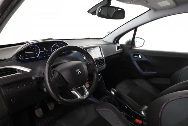 Peugeot 2008 image 5
