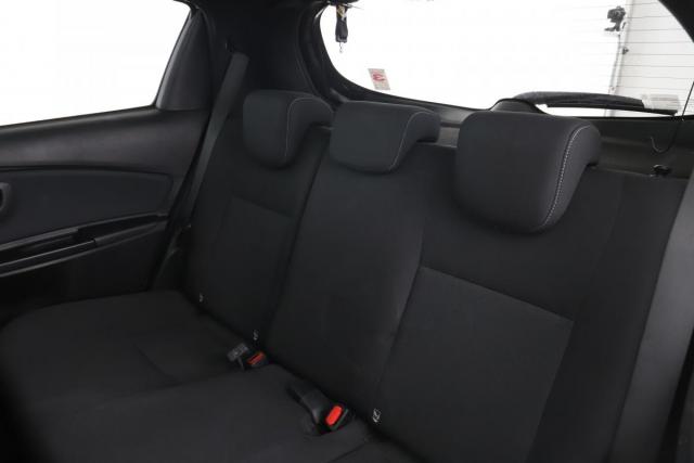 Toyota Yaris image 8