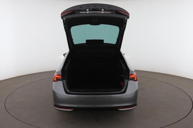 Skoda Octavia image 9