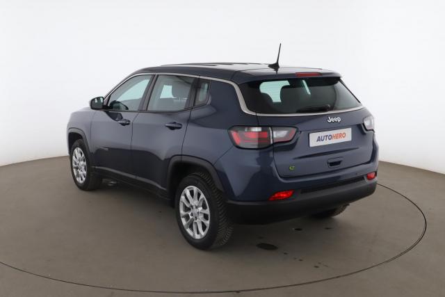 Jeep Compass image 8