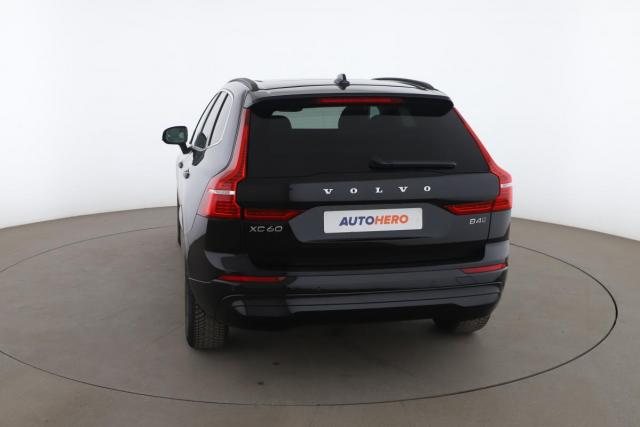 Volvo Xc60 image 8