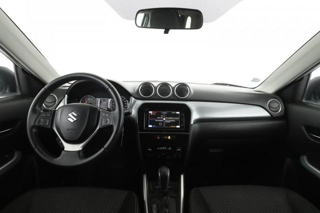 Suzuki Vitara image 9