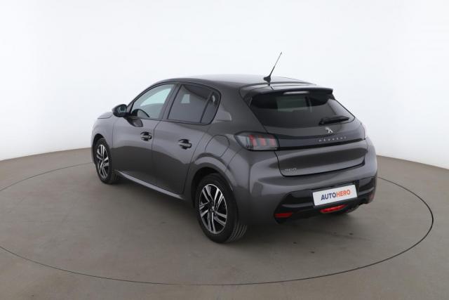 Peugeot 208 image 7