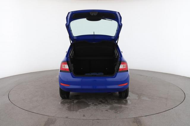 Skoda Fabia image 1