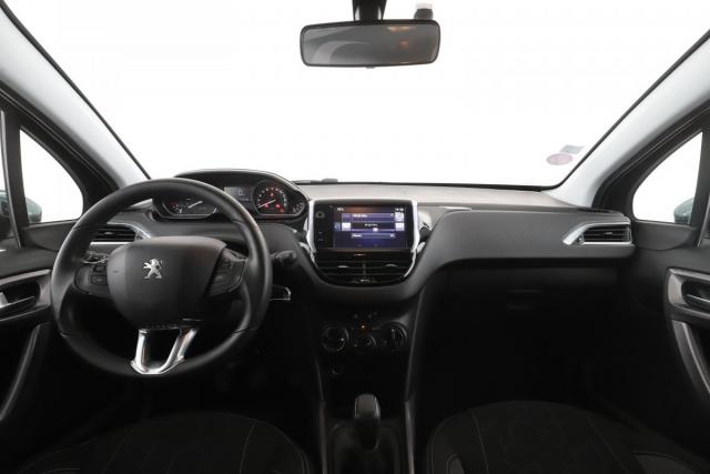 Peugeot 2008 image 7