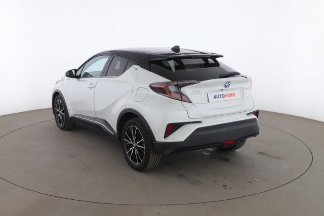 Toyota C-Hr image 9