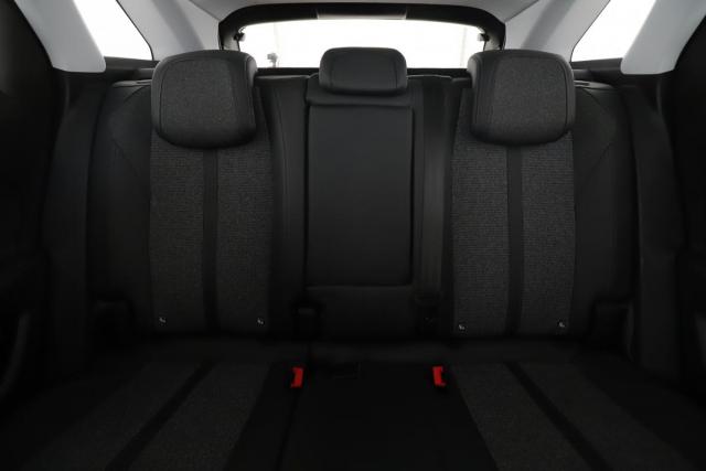 Peugeot 3008 image 8