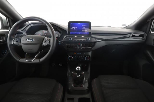 Ford Focus image 9
