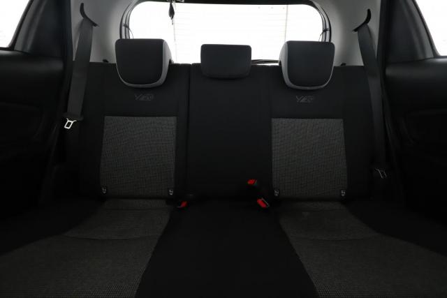 Toyota Yaris image 8