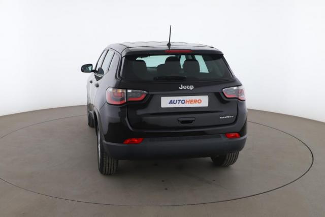 Jeep Compass image 2
