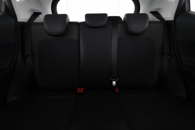 Ford Fiesta image 2