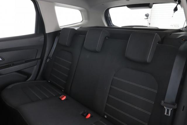 Dacia Duster image 8