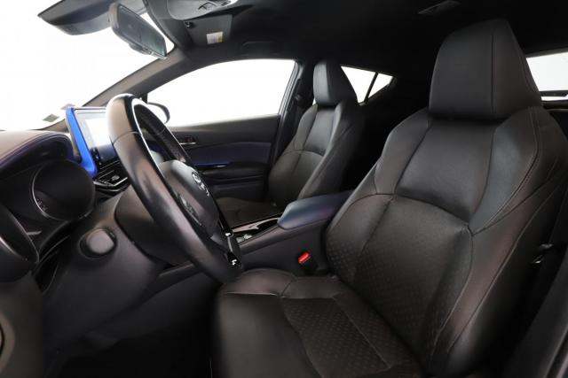 Toyota C-Hr image 4