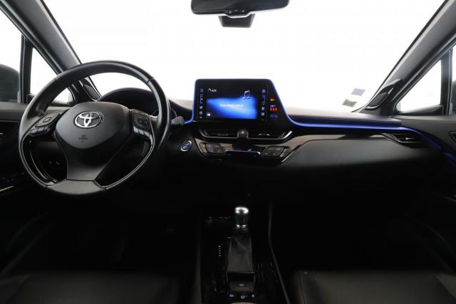 Toyota C-Hr image 1