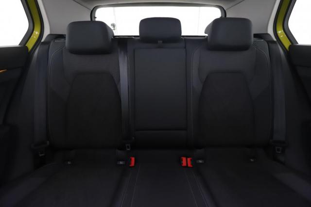 Volkswagen Golf image 9