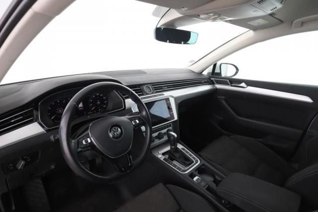Volkswagen Passat Sw image 5