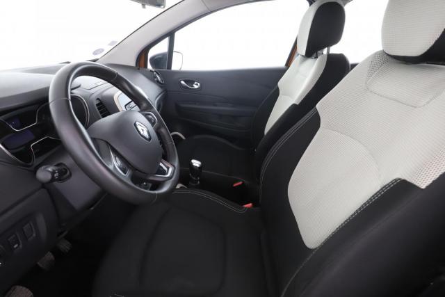 Renault Captur image 2