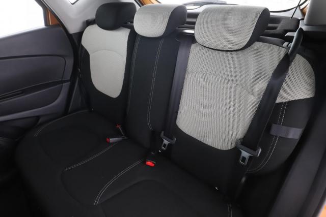 Renault Captur image 1