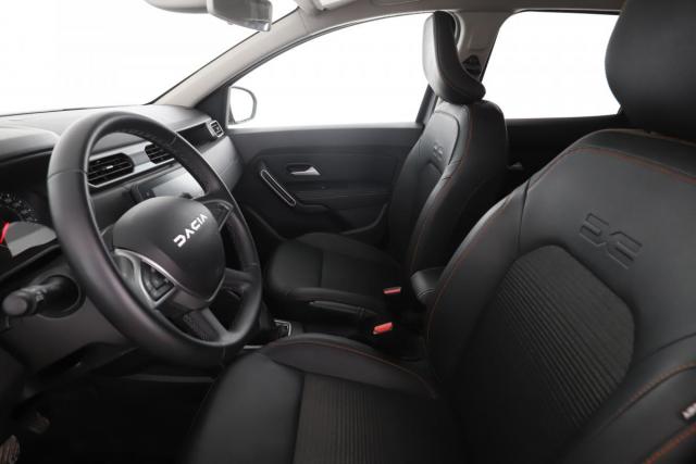 Dacia Duster image 1