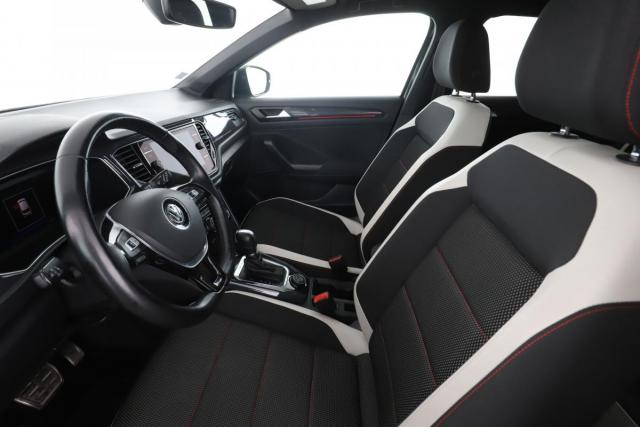 Volkswagen T-Roc image 3