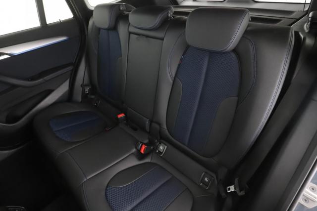 Bmw X1 image 2
