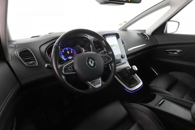 Renault Grand Scénic image 1