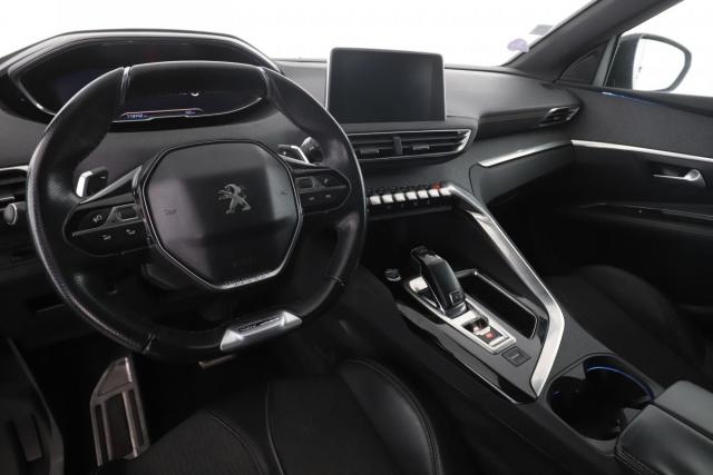 Peugeot 3008 image 2