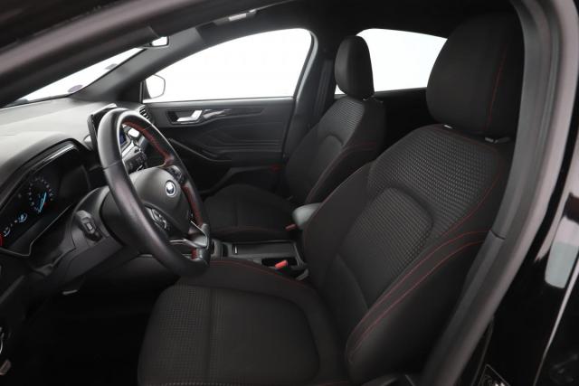 Ford Focus image 5