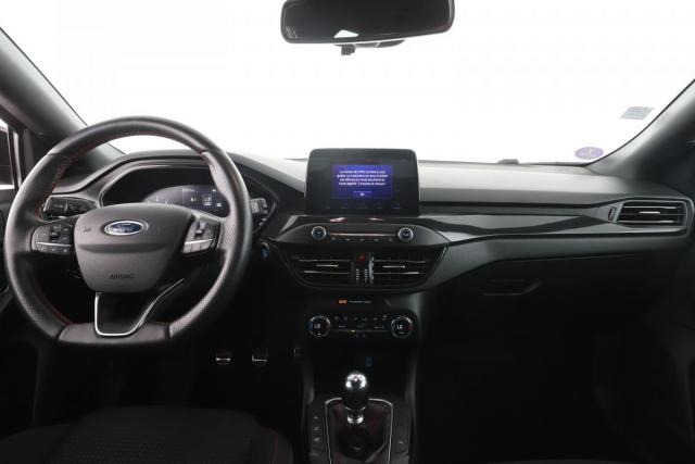 Ford Focus image 8