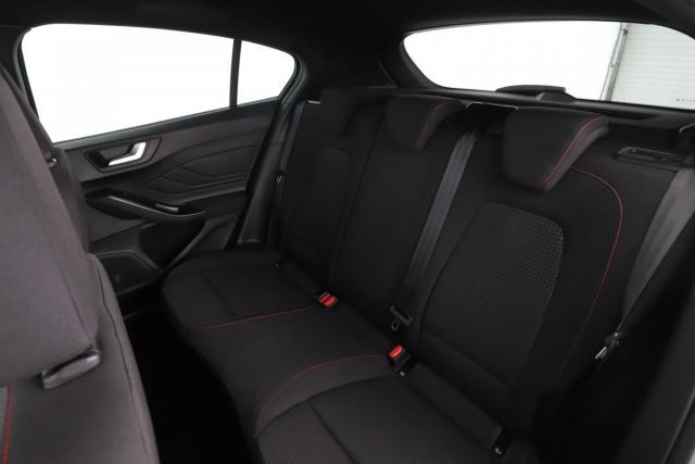 Ford Focus image 4