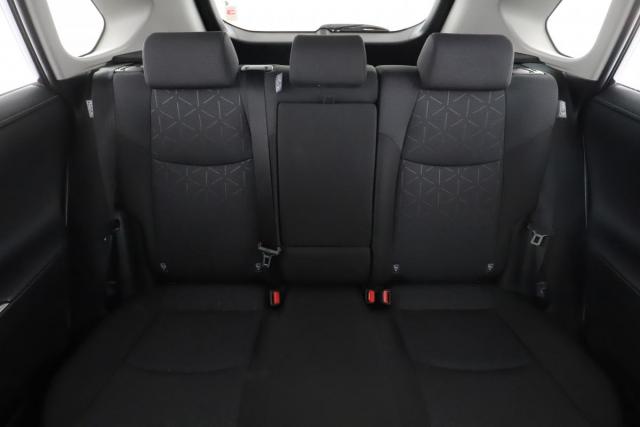 Toyota Rav4 image 2