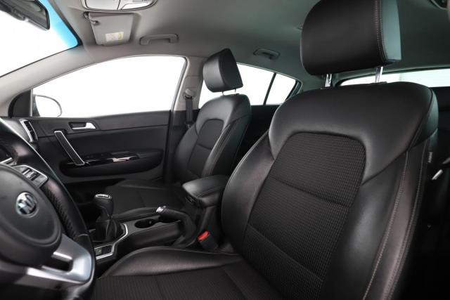 Kia Sportage image 6