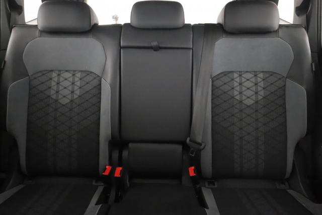 Volkswagen Tiguan Allspace image 1
