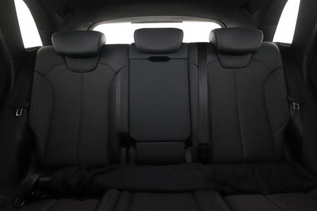 Audi Q5 image 6
