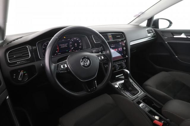 Volkswagen Golf image 2