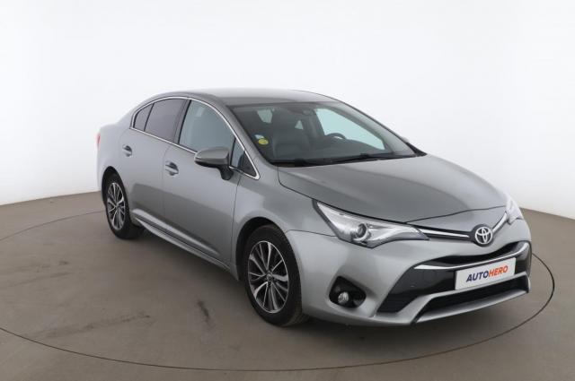 Toyota Avensis image 9