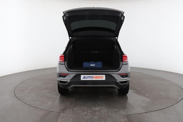 Volkswagen T-Roc image 7