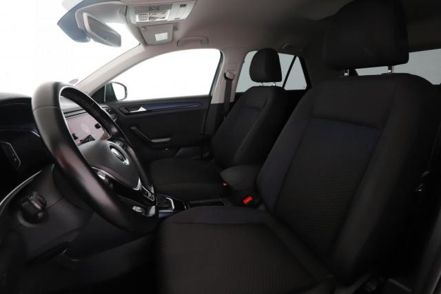 Volkswagen T-Roc image 6
