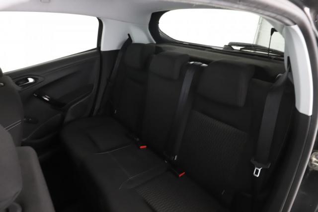 Peugeot 208 image 3