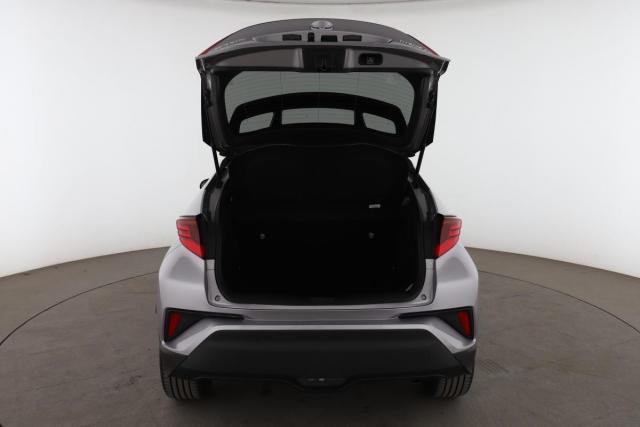 Toyota C-Hr image 6