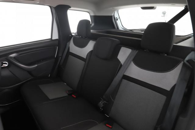 Dacia Duster image 6