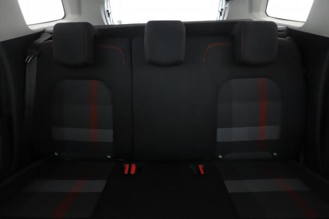 Dacia Duster image 9